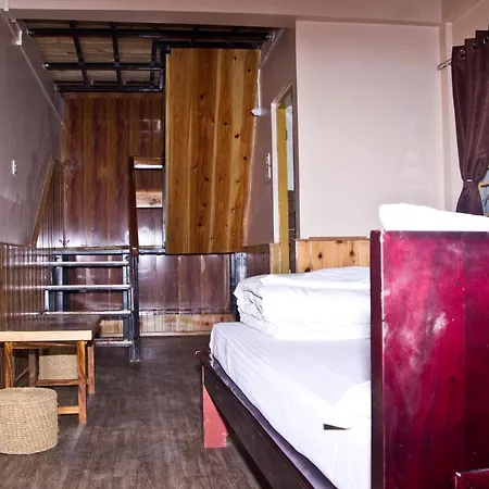 The Dew Drop Home Stay Kurseong Exterior photo