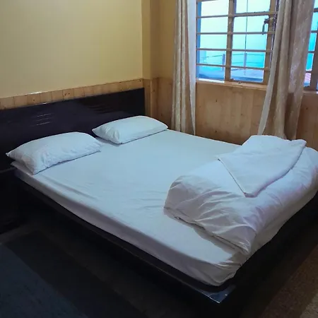The Dew Drop Home Stay Kurseong Exterior photo